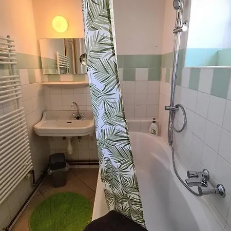 Rust Aan De Es Boom *